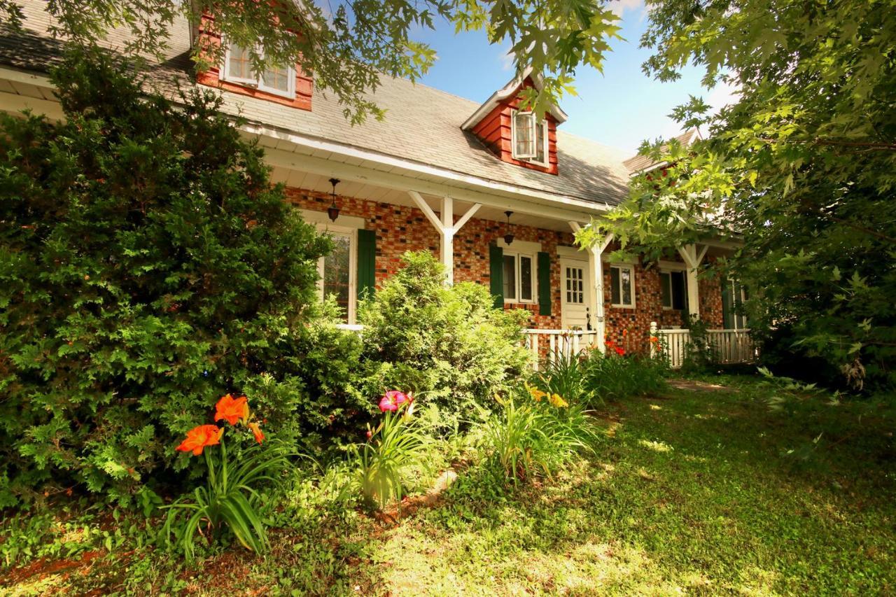 Vieille Maison Rustique Espace Interessant Québec Eksteriør bilde